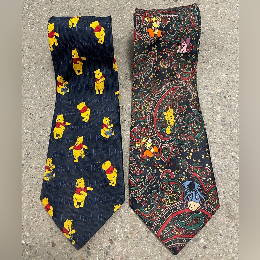 Disney Winnie the Pooh Hidden Message Tie Bar